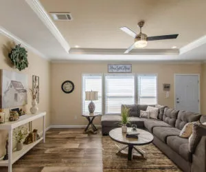 living room in the modular home Reyenga made by Pratt Homes, Tyler, Texas