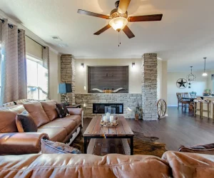Yellowstone - Living Room, Pratt Homes Tyler, Texas
